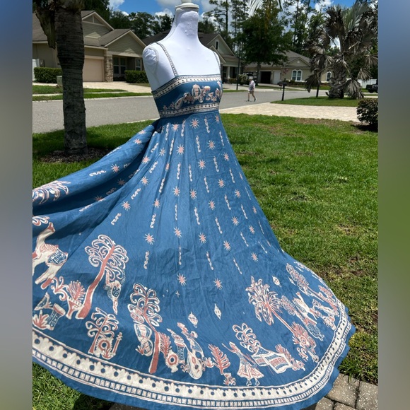 Alemais Dresses & Skirts - NWT🌷Alemais Maxi Dress (Beautiful!)
